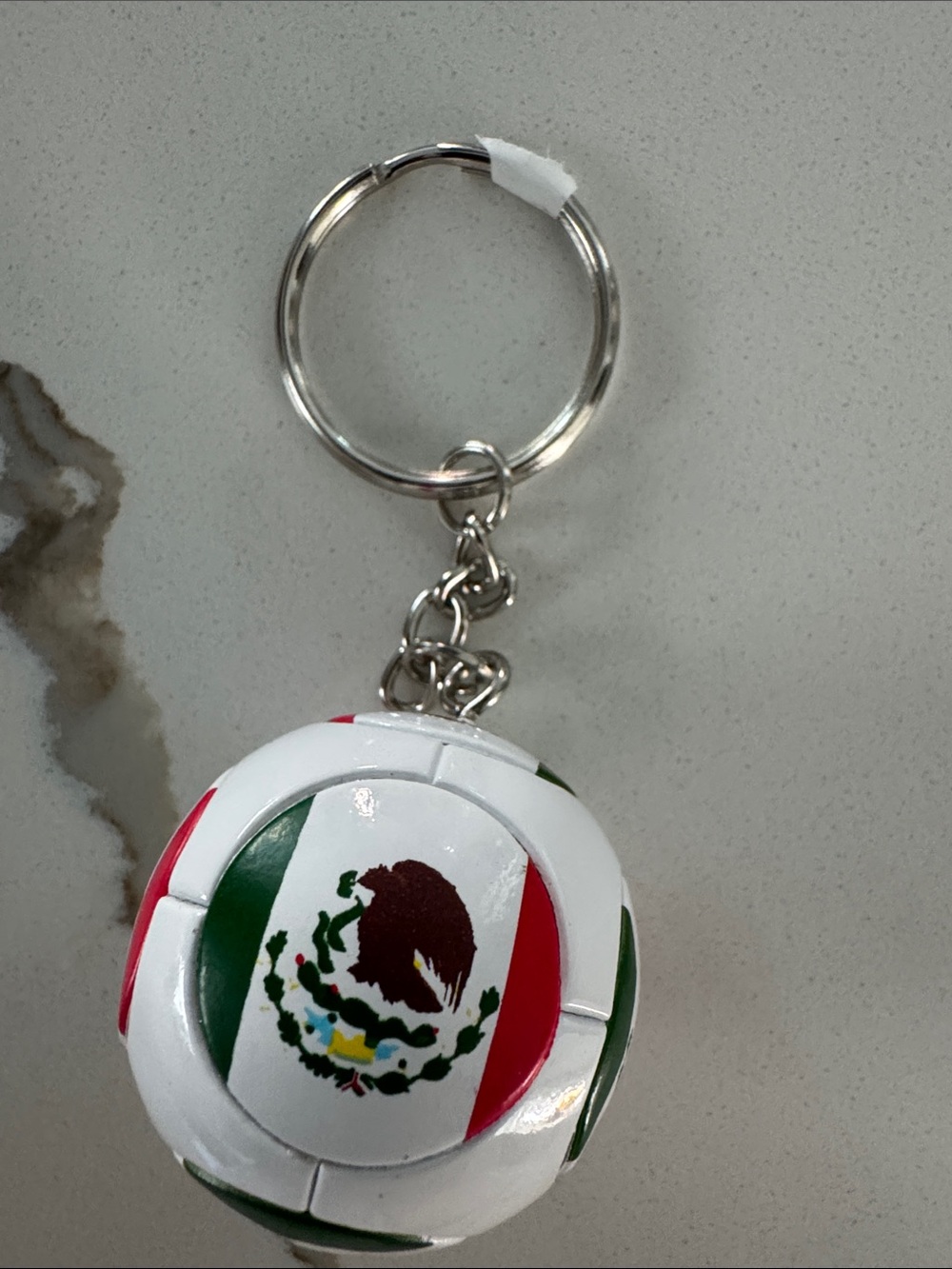 World Cup Futbol Soccer Mexico Flag Soccer Ball Keychain/Bagcharm NWOT